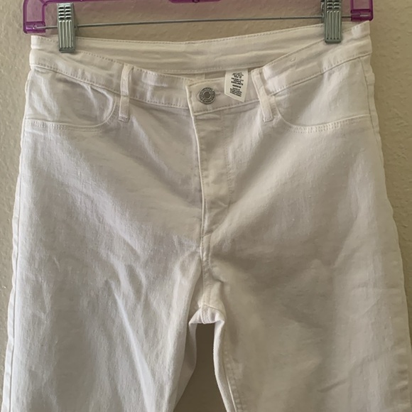 H&M Jeans for Junior’s - Picture 3 of 5